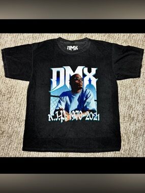 DMX tribute t-shirt featuring a graphic Tee "DMX R.I.P. 1970-2021”